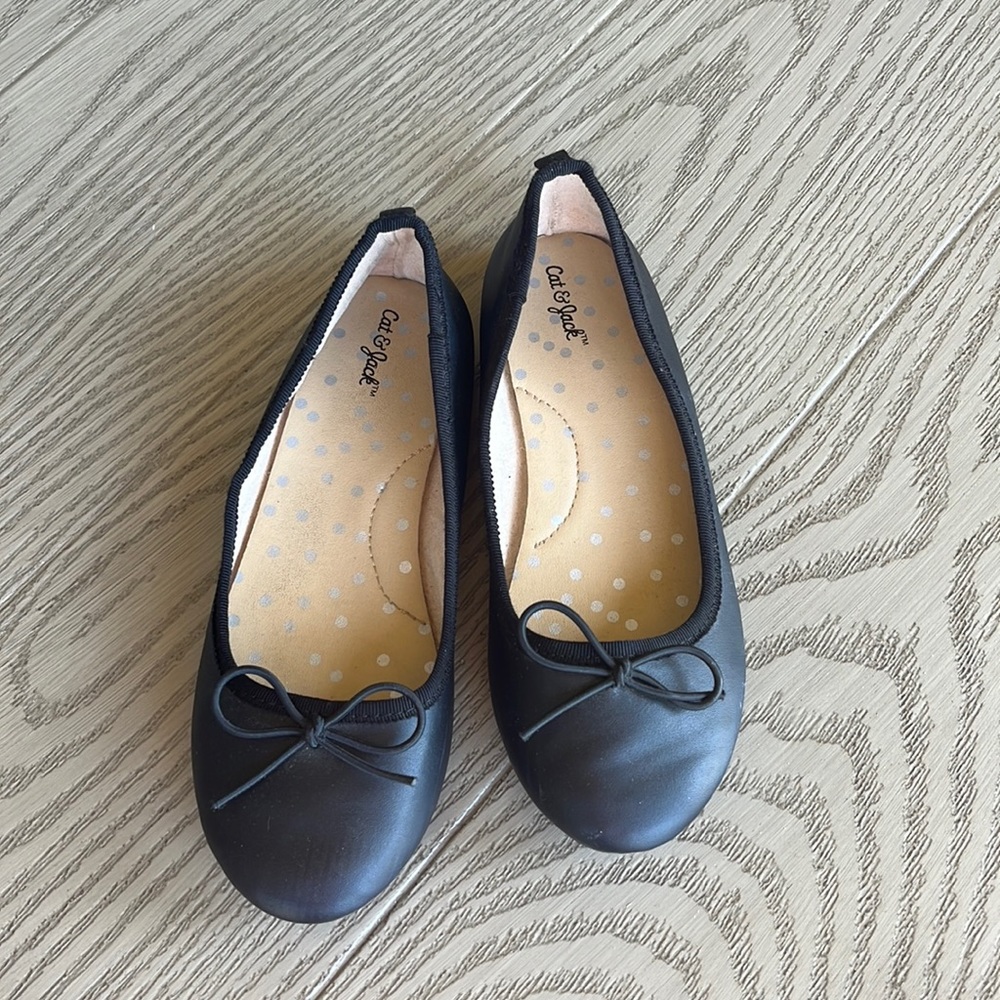 Cat & Jack black ballet flats